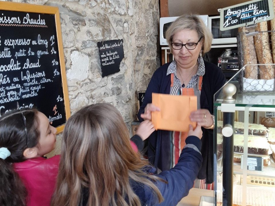 merci à notre boulangère